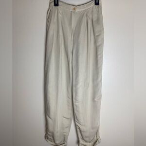 Jones New York Women Pants 10 Cream Rayon Blend Pleated Straight Leg Dress Pants